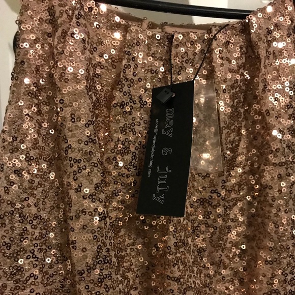 Champagne, open slit back dress! - Picture 3 of 3